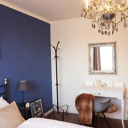 Stylish New Apartment *